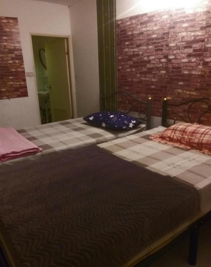 Srikrung Guesthouse Phra Nakhon Si Ayutthaya Cameră foto
